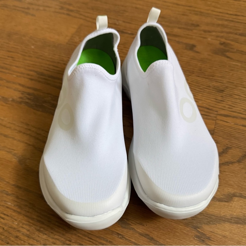 Oofos OOMG Sport Low Shoe White Women's - Picture 4 of 14